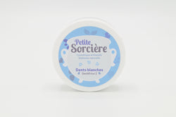 Dentifrice en poudre - dents blanches